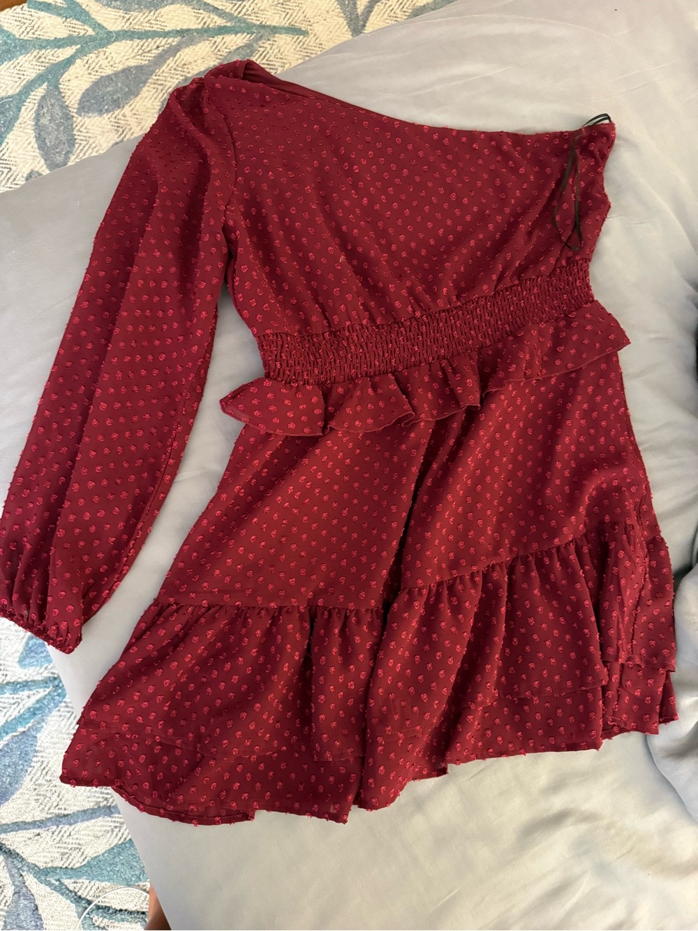 Women’s One-Shoulder Burgundy Ruffle Dress